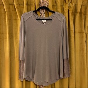 Knox Rose Long Sleeve Top with Lace Sleeves